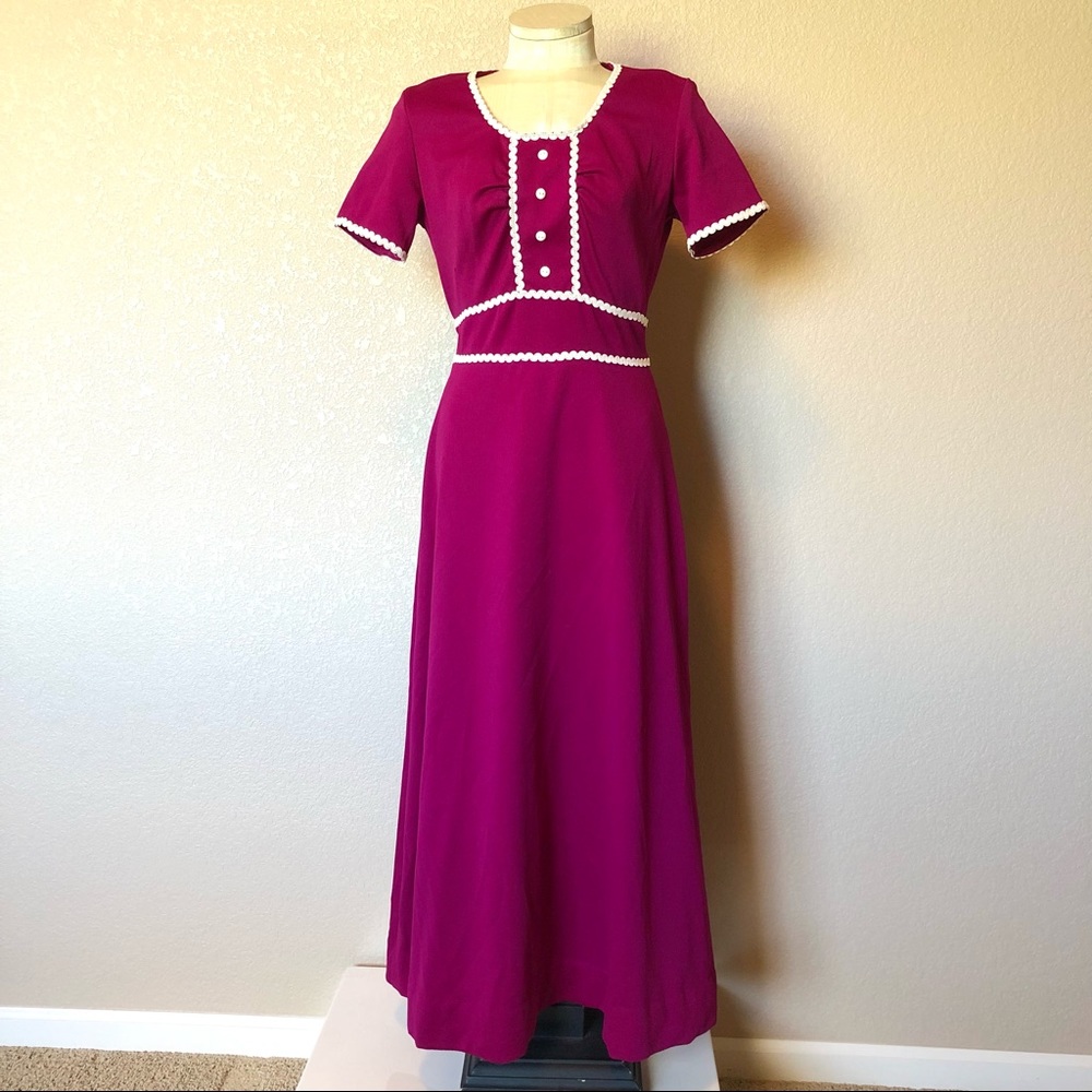 Vintage dark pink short sleeve dress